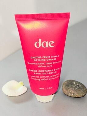 Dae Cactus Fruit 3-in-1 Styling Cream